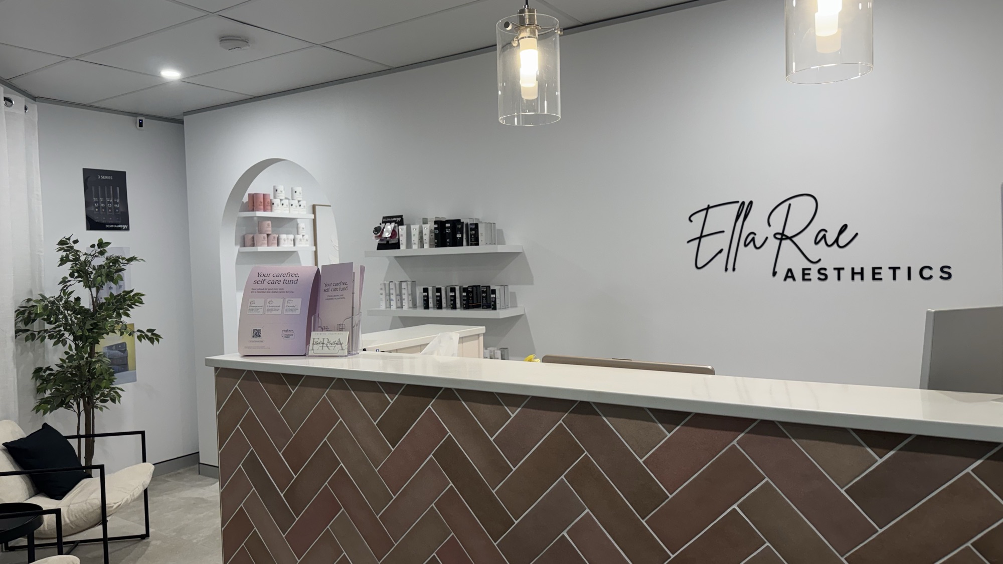 Inside EllaRae Aesthetics, Narellan